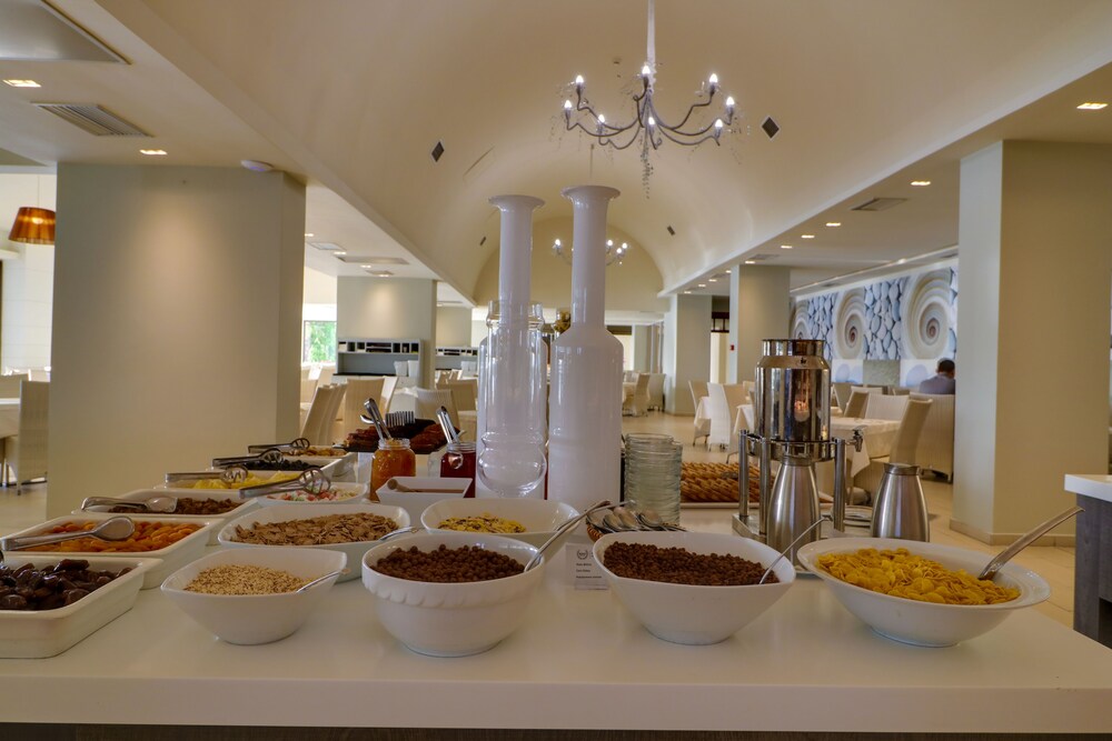 Olympian Bay Grand Resort By Anayia All Inclusive Resorts 58/72