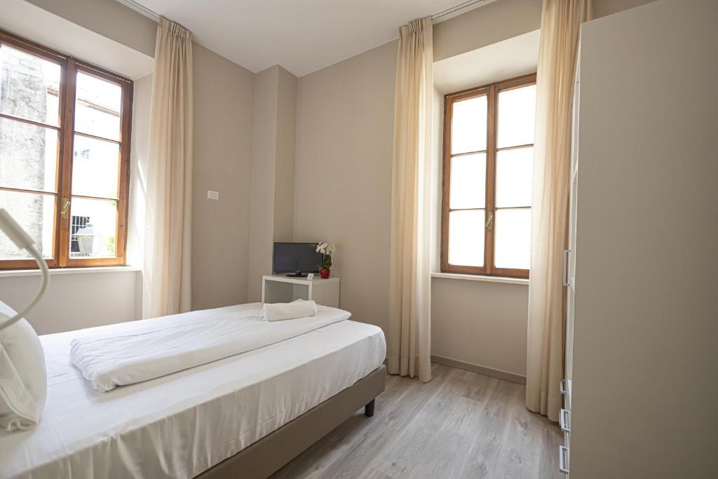 Standard, Double Bed, French Bed