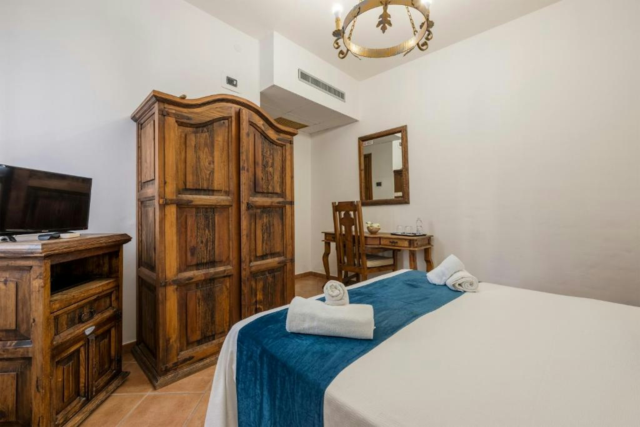 Hotel Castello Di Giuliano 23/48
