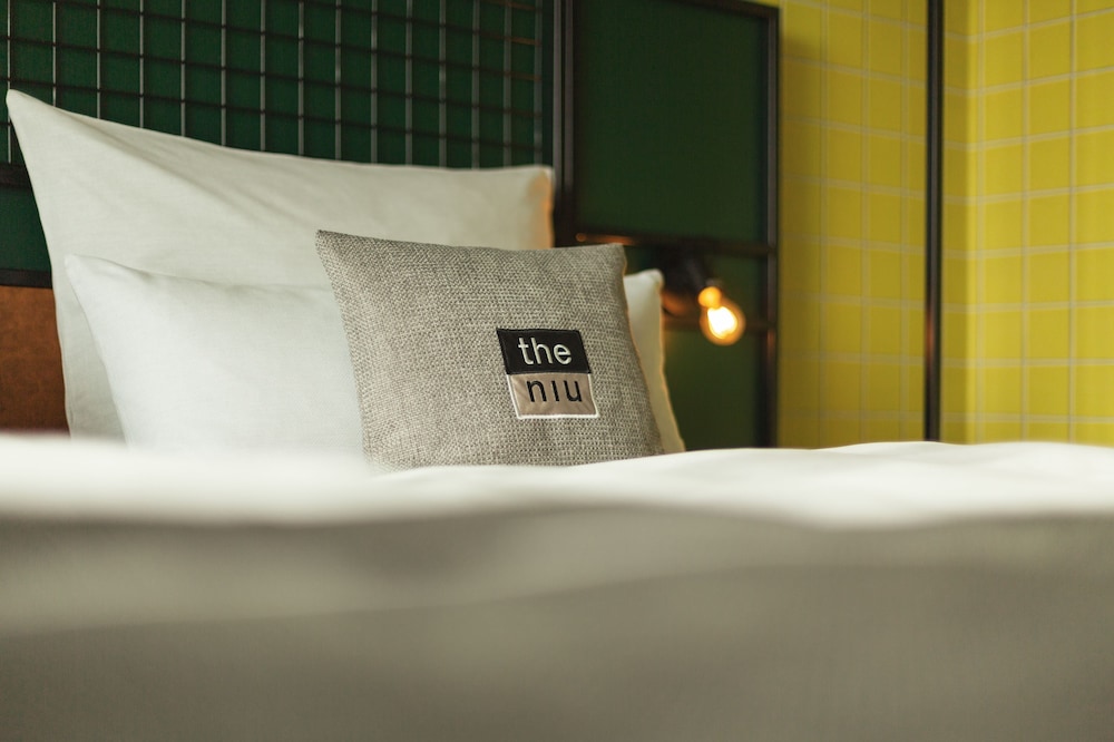 Holiday Inn - the niu, Dwarf Berlin Schoneberg 22/73