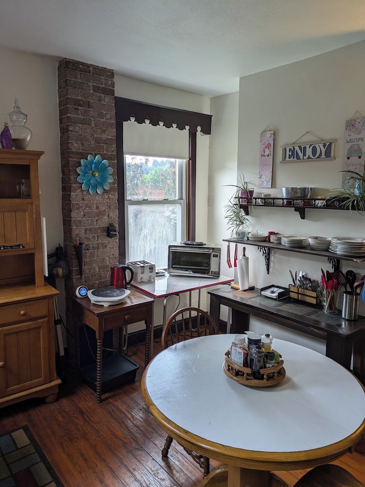 The Old Parsonage Bed and Breakfast 53/64