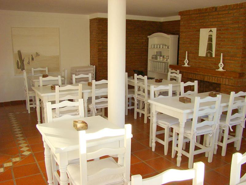 Los Tulipanes Apart de Mar 19/36
