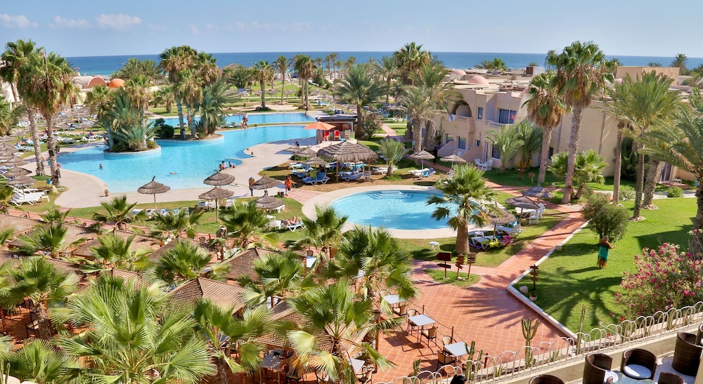 WELCOME MERIDIANA DJERBA 68/72