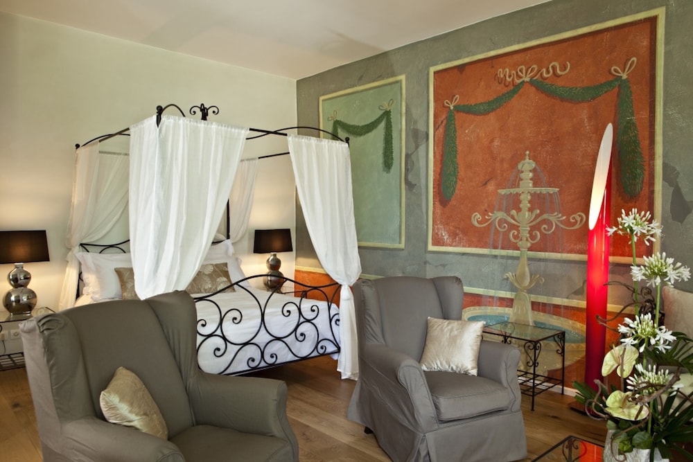 CHATEAU DE SIRAN 23/36