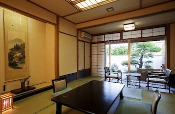 Yunogo Onsen Chikutei 26/35