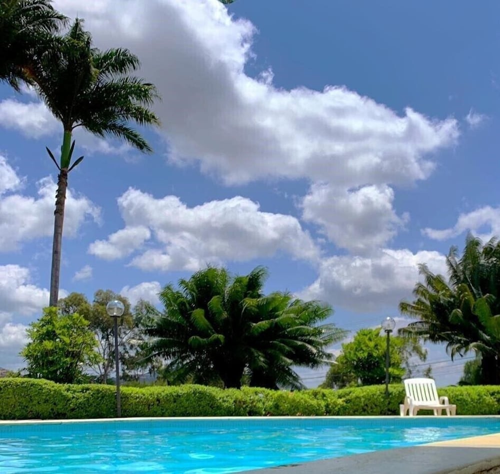 Hotel Tres Palmeiras 27/35