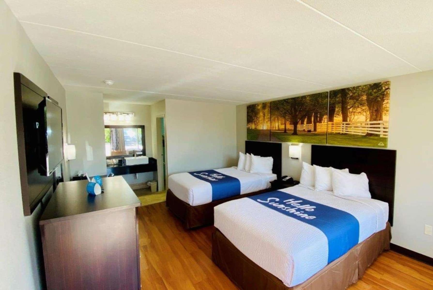 Days Inn by Wyndham Maysville Kentucky 13/30