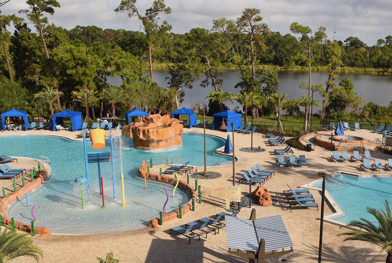 Wyndham Lake Buena Vista Disney Springs Resort Area 47/54