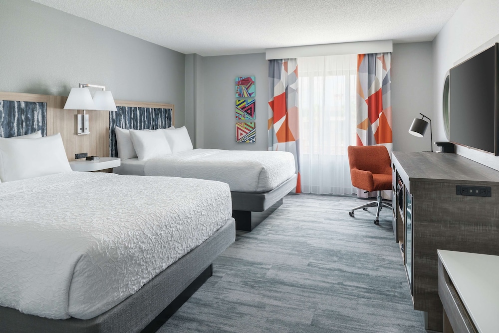 Hampton Inn & Suites Tampa/Ybor City/Downtown 12/42