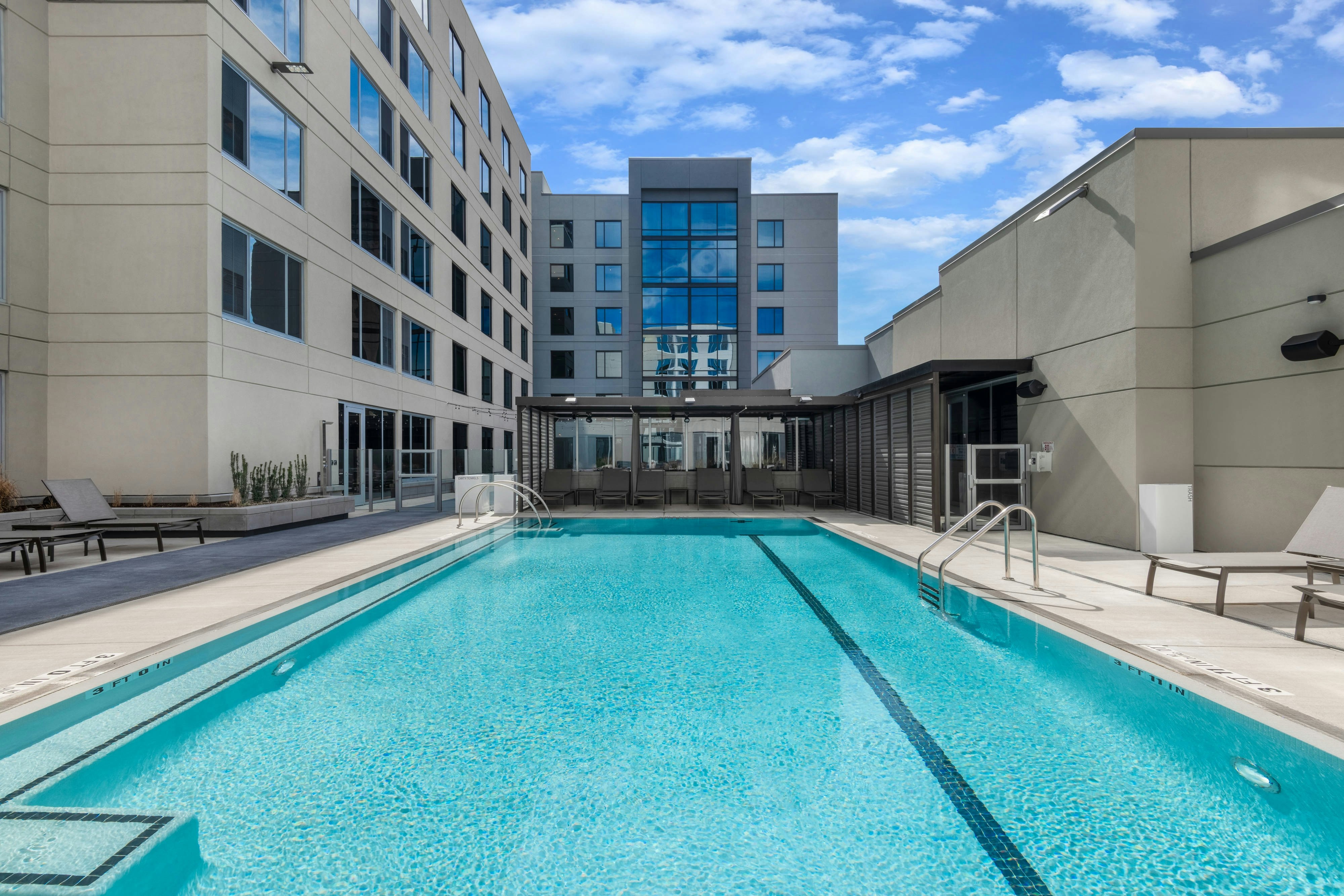 AC Hotel by Marriott Atlanta Midtown 39/40