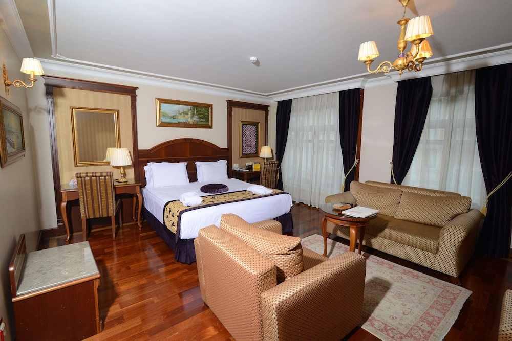 Glk Premier Regency Suites And Spa 19/74