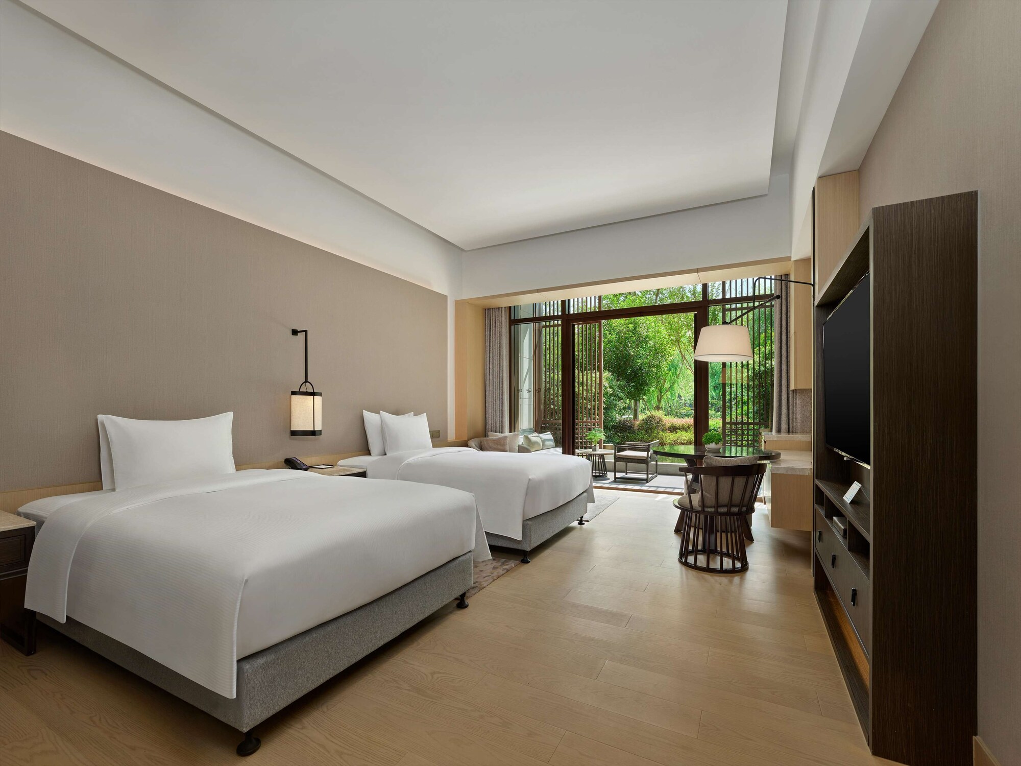 Deluxe, Twin Beds, Courtyard Area