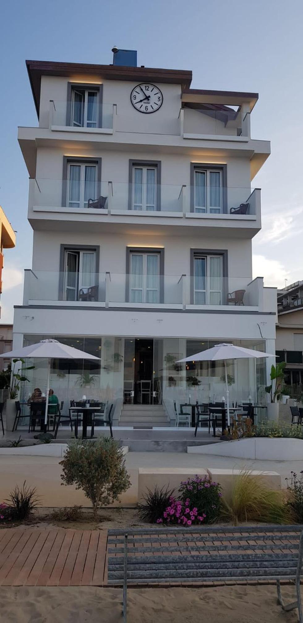 Hotel Brienz 6/50