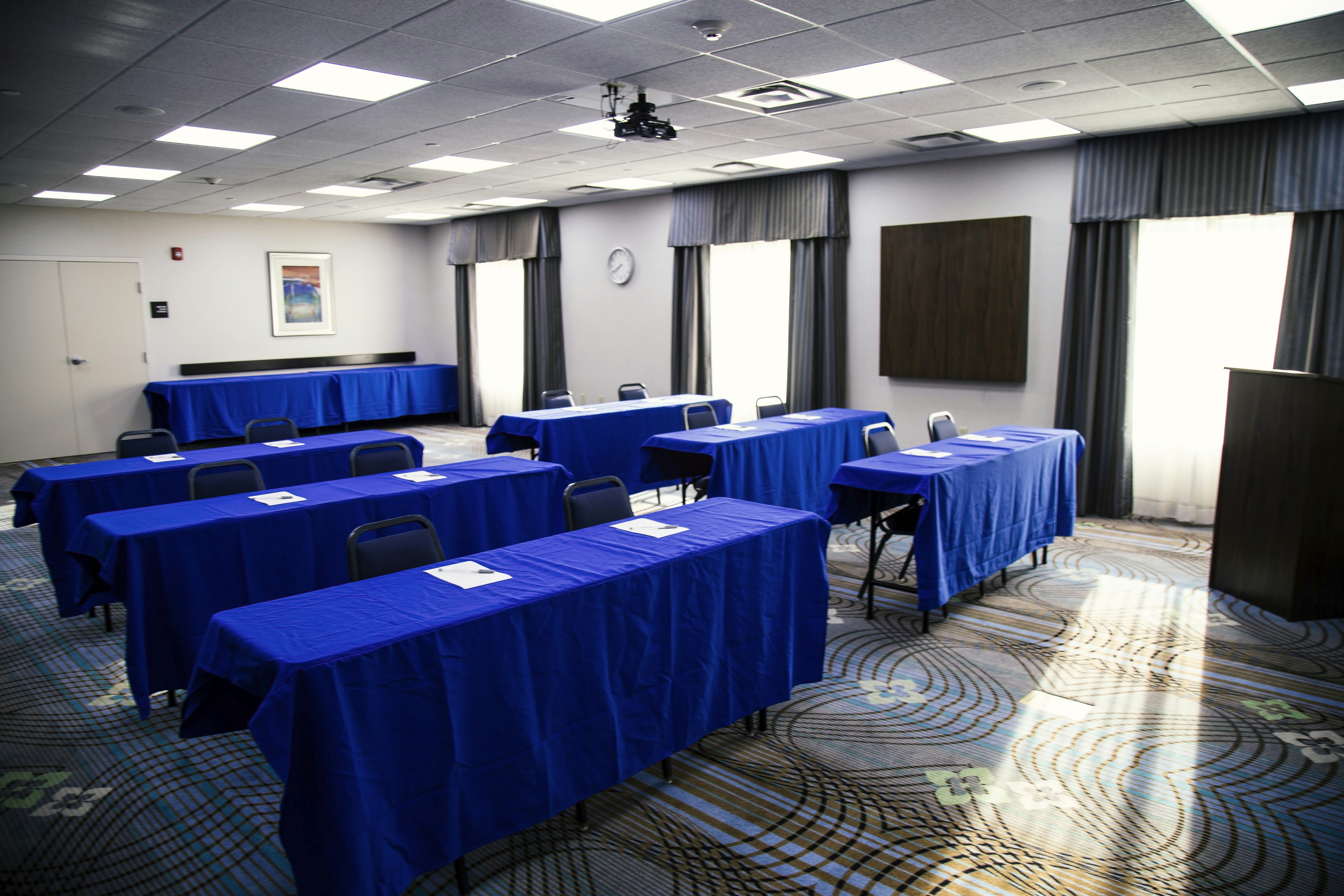 Hampton Inn and Suites Sharon 51/62