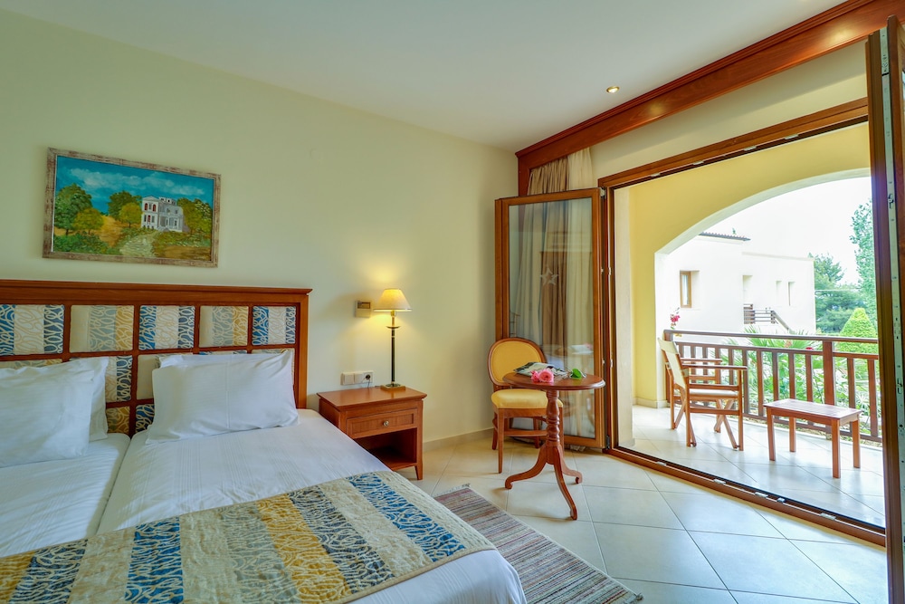 Aegean Melathron Thalasso Spa Hotel 32/81