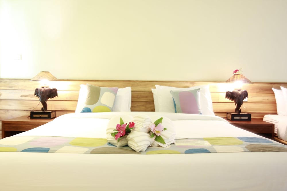 Good Times Resort 52/64