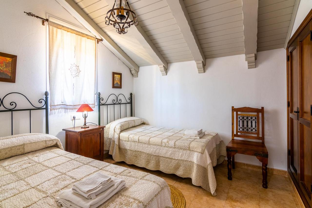 Villas Dehesa Roche Viejo 8/45