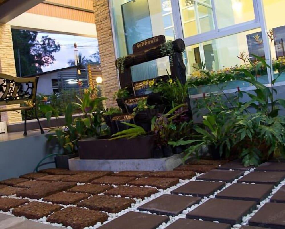 The Centrino Serviced Residence 13/33