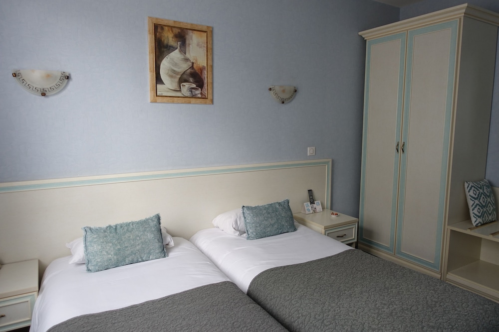 HOTEL EMERAUDE 4/44