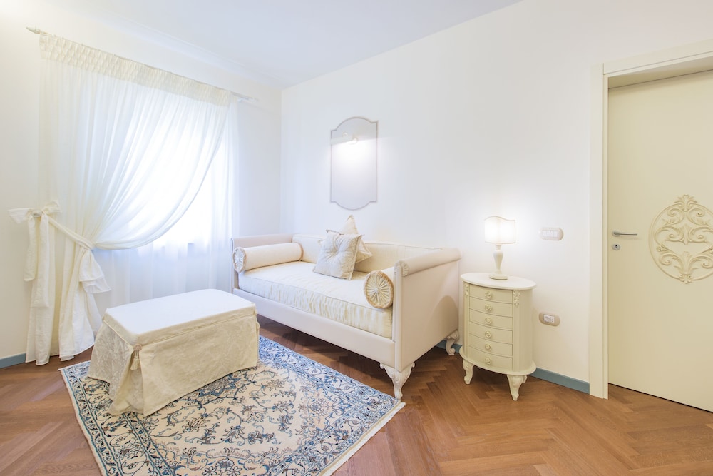 RELAIS SASSA AL SOLE 13/65