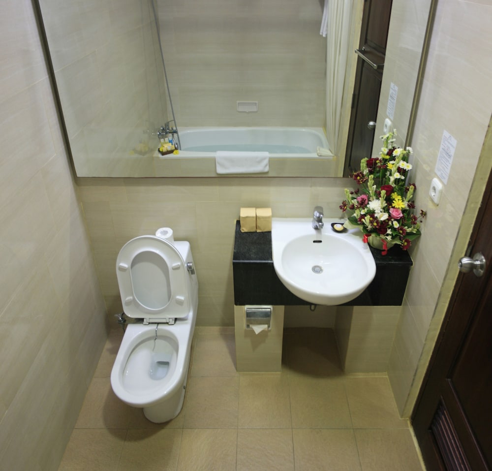 Pelangi Bali Hotel And Spa 24/74