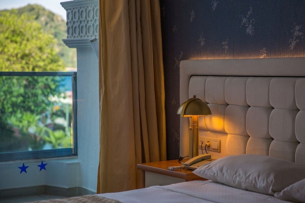 L'etoile Hotel 16/50