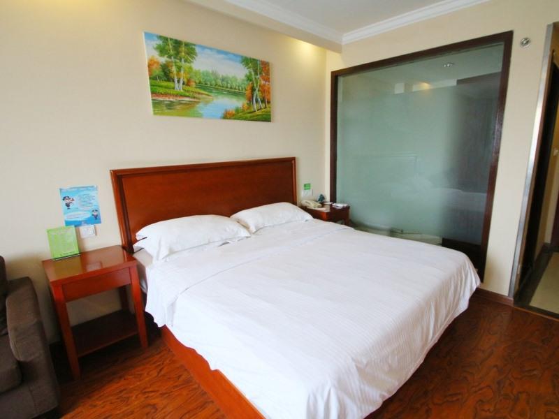 Greentree Inn Shanghai Meilan Lake Hutai Road Express Hotel 10/18