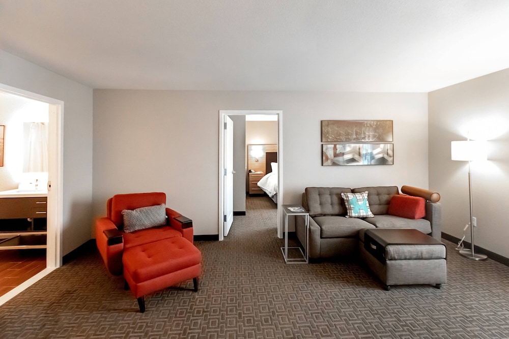 Towneplace Suites By Marriott Louisville Airport 24/37