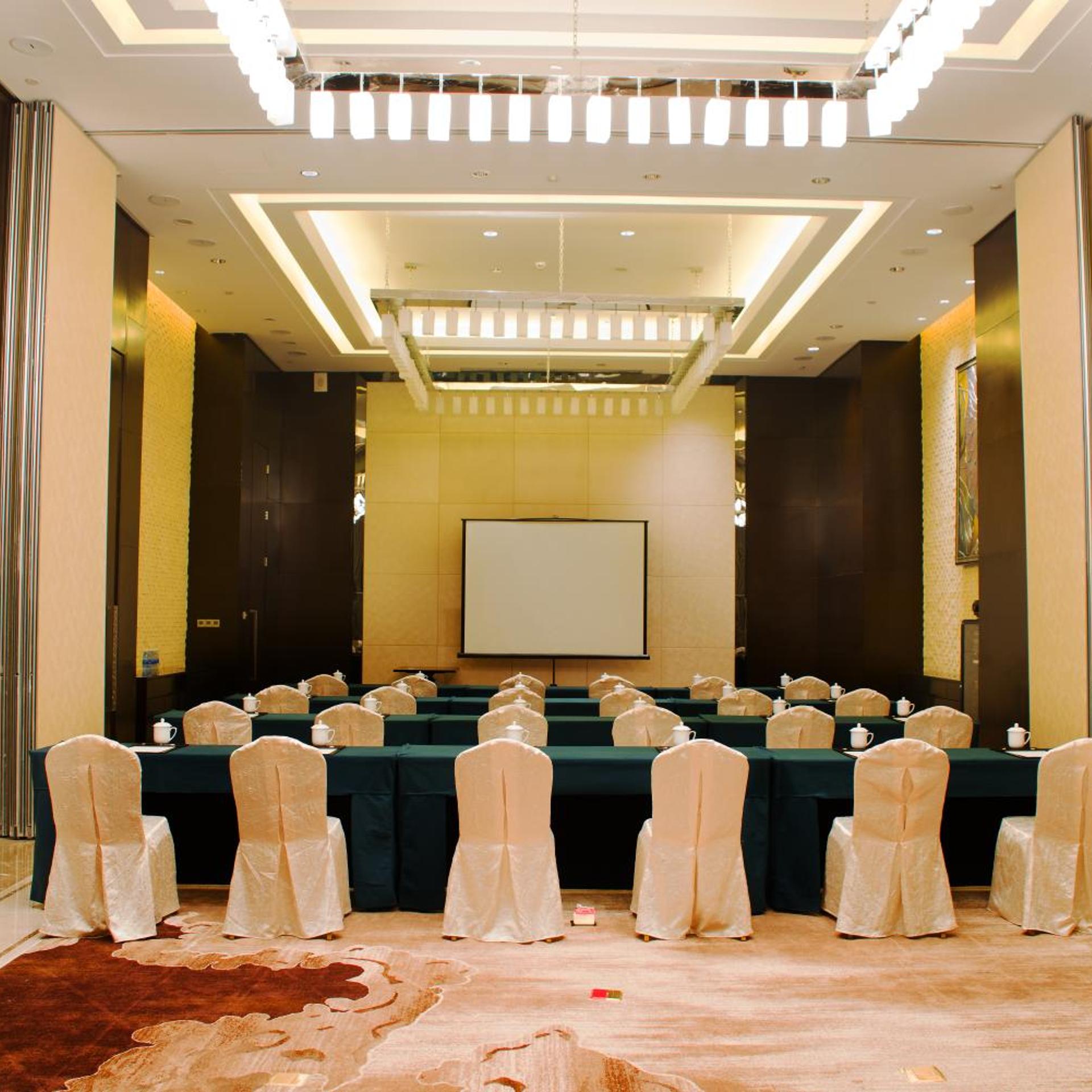Firth Jinling Grand Hotel 64/75