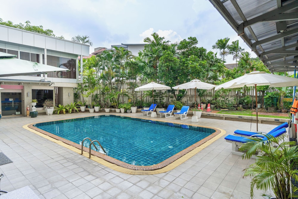 SUMMIT PAVILION SUVARNABHUMI HOTEL 47/50