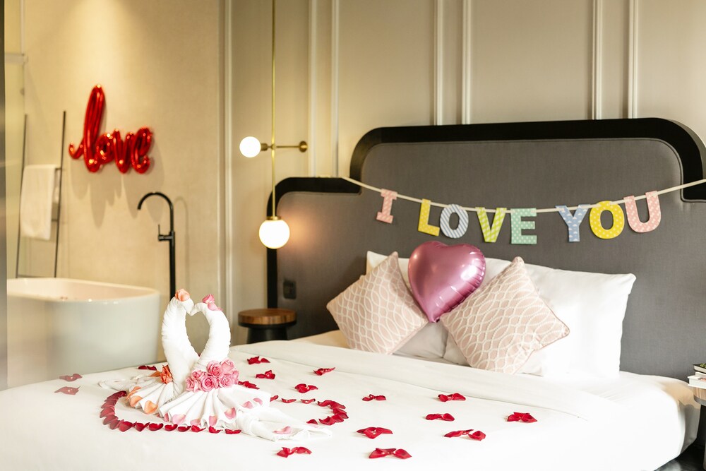 MiLa Hotel Thapae 14/63