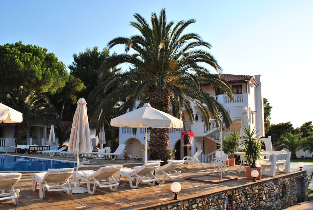 Villa Christina-Vromolimnos 4/56