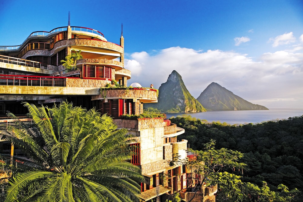Jade Mountain - Adults Only 69/71