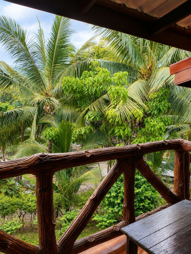 Paradise Bungalows 55/69