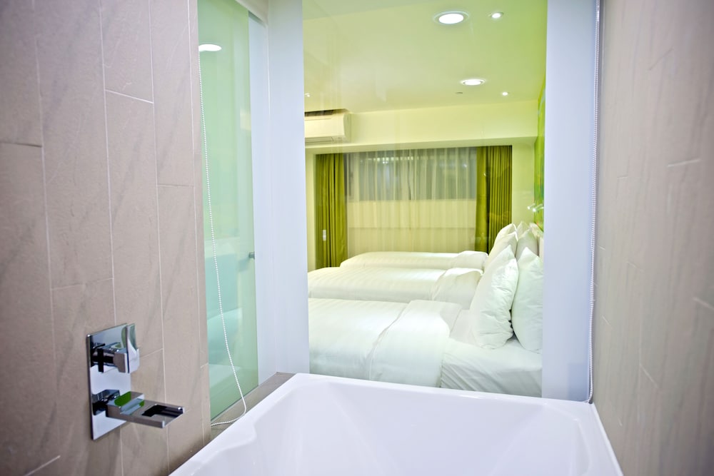 Fx Inn Kaohsiung Zhonghua Road Branch 54/56