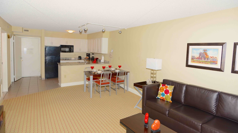 Boardwalk Resorts at Atlantic Palace 16/34