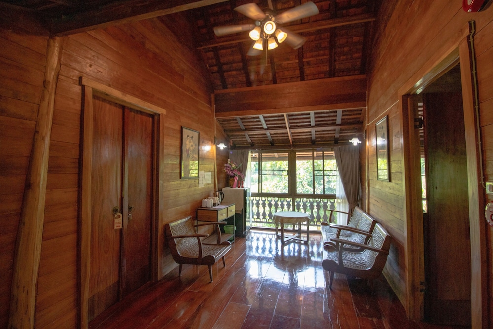 Royal Train Garden Resort 23/50