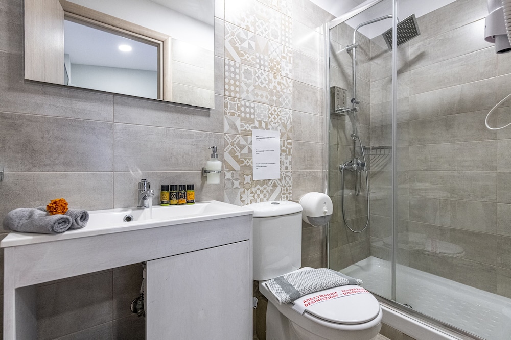 Comfort Stay Airport Boutique Hotel 47/50
