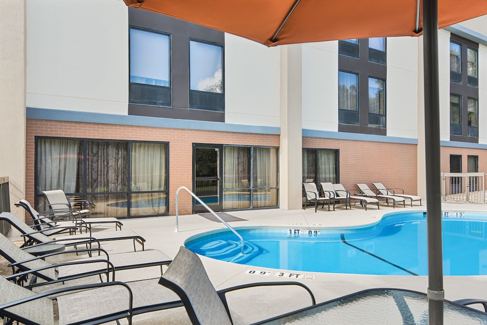 Hampton Inn Commerce in COMMERCE - GA