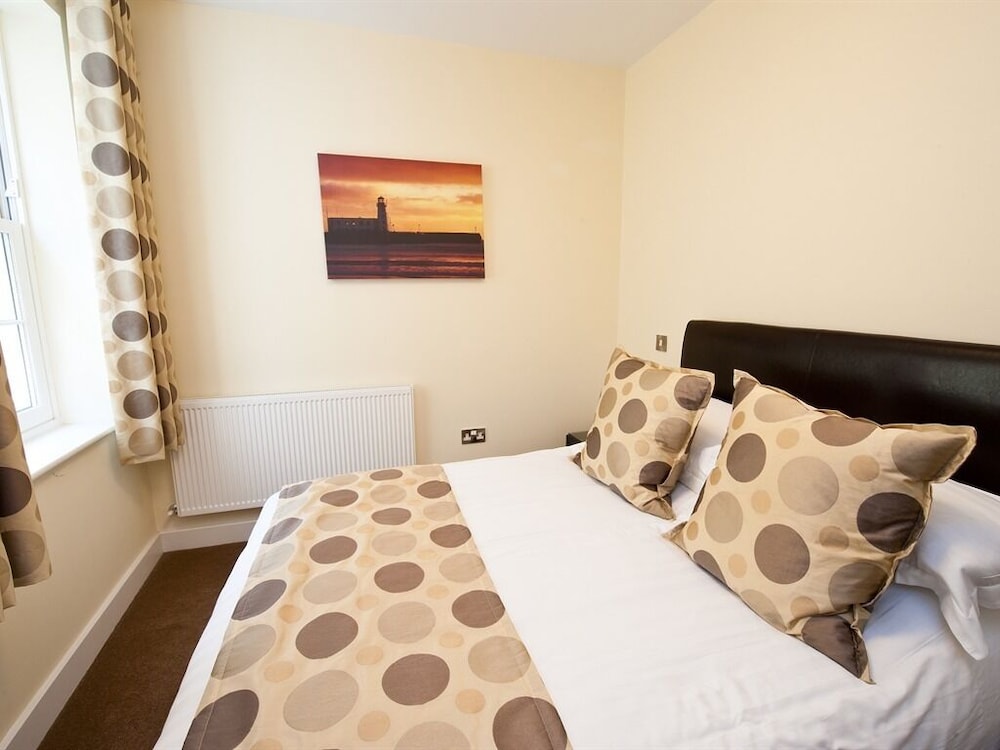 Harbourside Apartments 13/50
