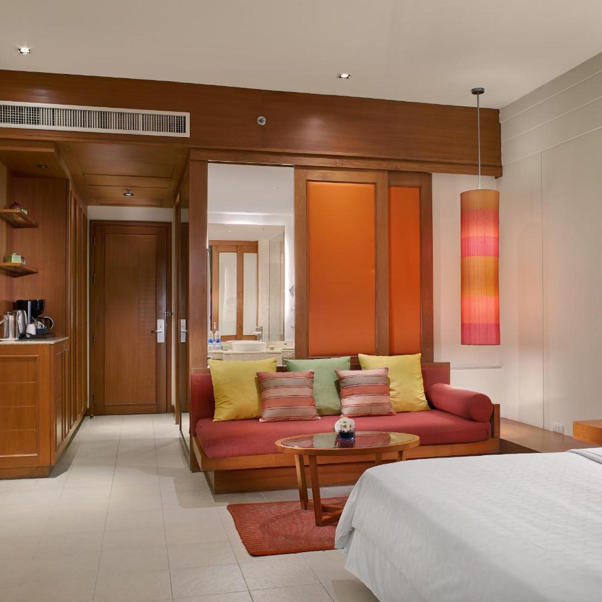 غرفة بسرير كينج بإطلالة على الحديقة بشرفة، Sheraton Hua Hin Resort And Spa 6/10