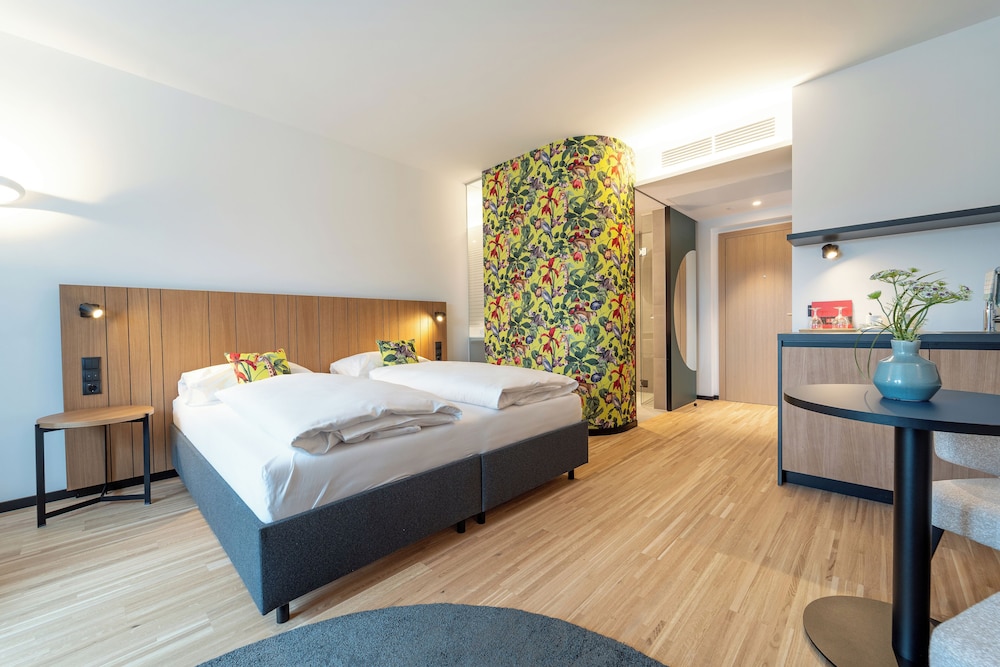 Amadeo Hotel Schaffenrath 19/69