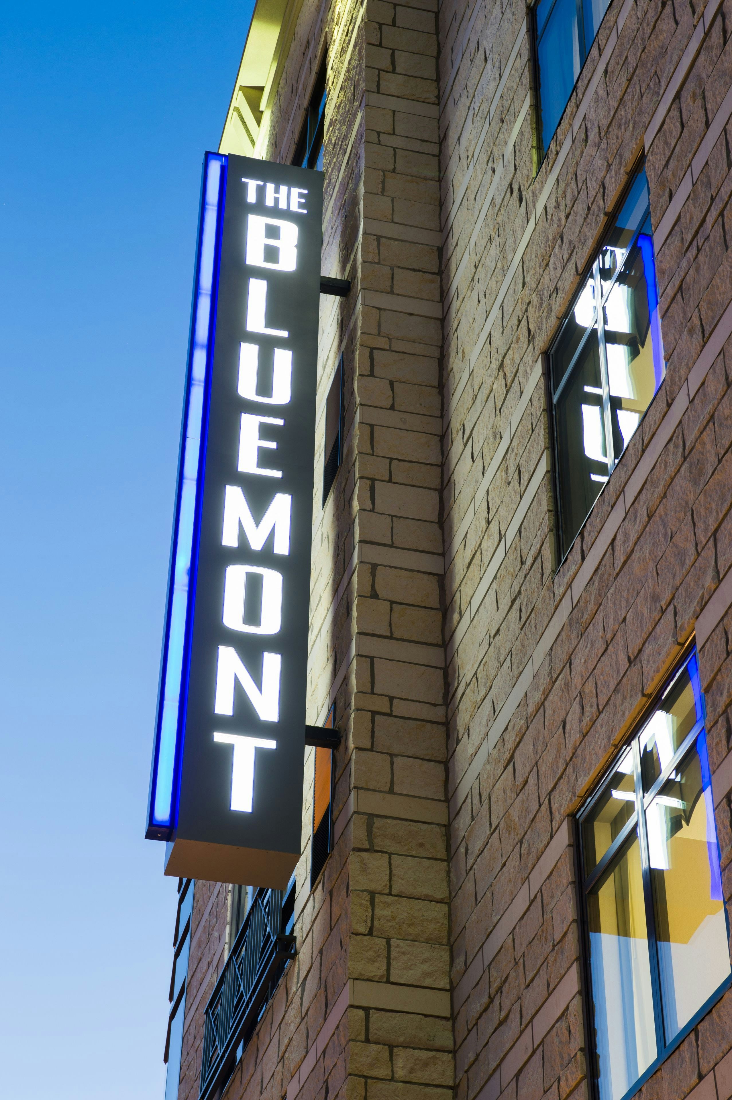 The Bluemont Hotel 2/80