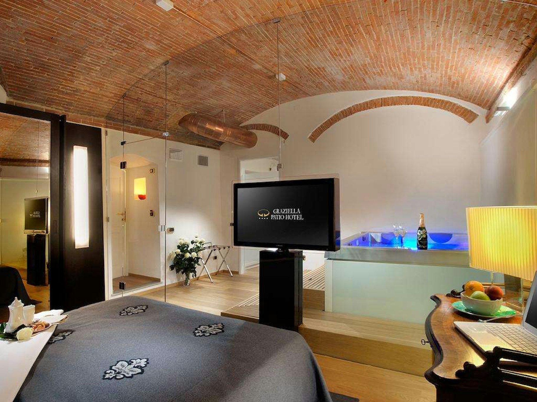 Graziella Patio Hotel 58/63
