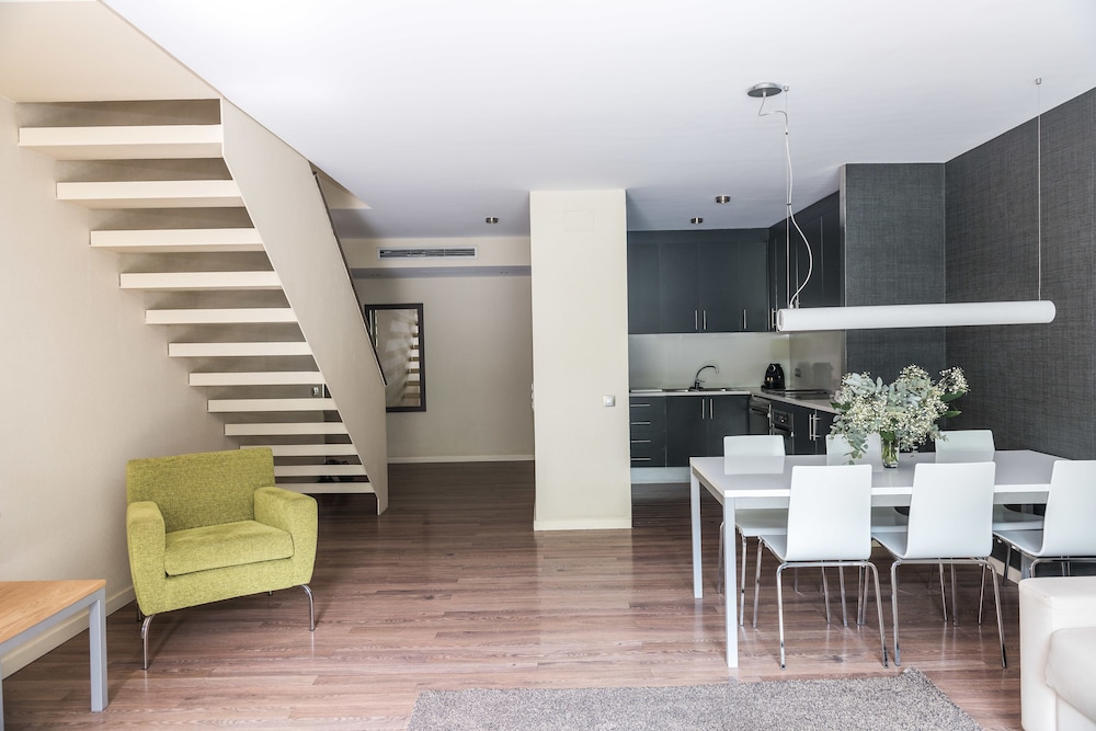Casp74 Apartments 55/69