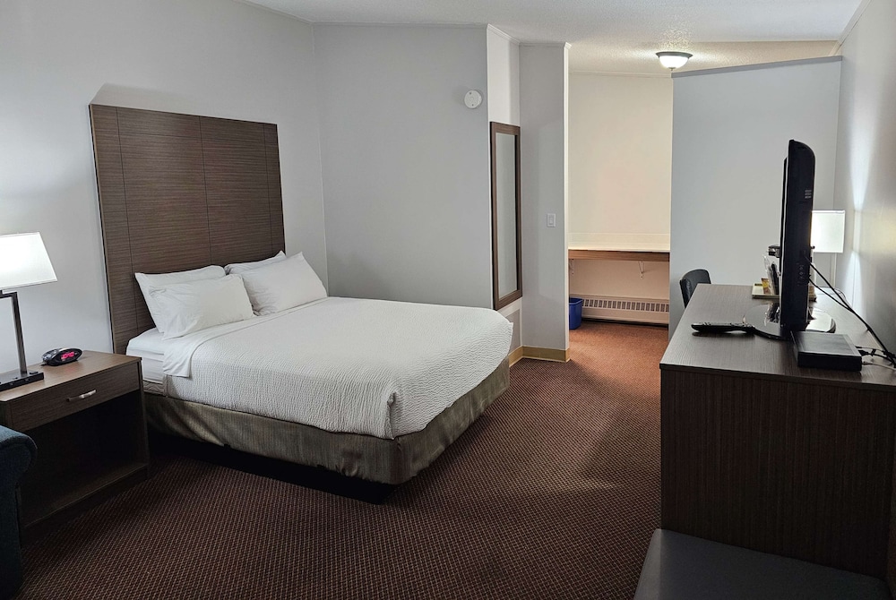 Days Inn by Wyndham Swift Current 21/41