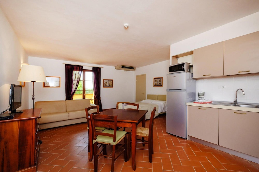 Poggio all Agnello Sport and Active Holidays 36/50
