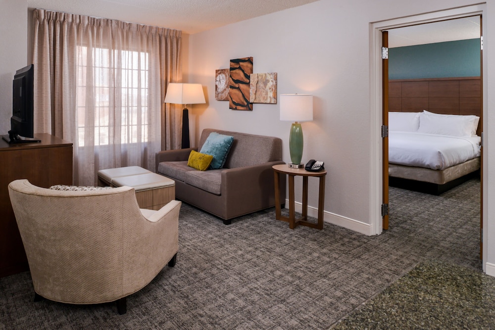 Staybridge Suites Indianapolis Downtown Convention Center 37/49
