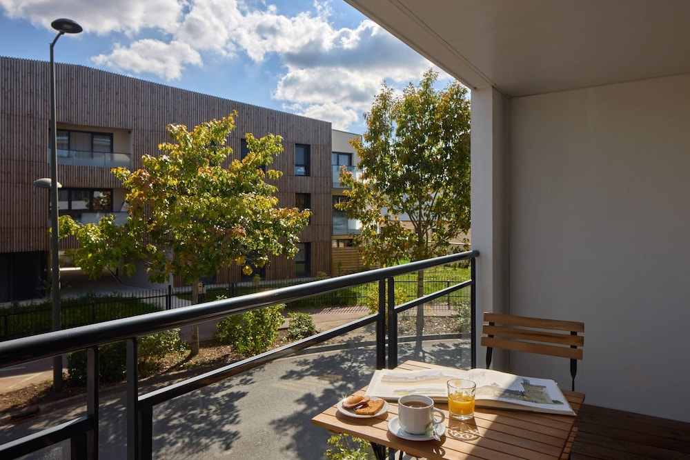 Quality Aparthotel Orleans Sud Zenith 17/24