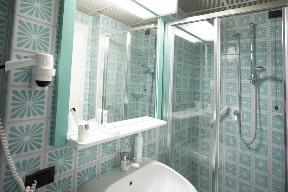 Grand Hotel Terme 47/48